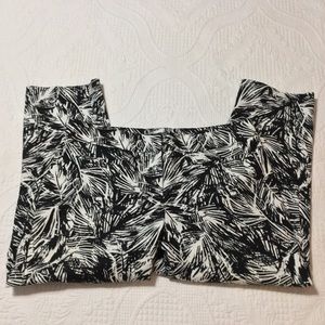 Apt 9 capri pants. Size 10    EUC